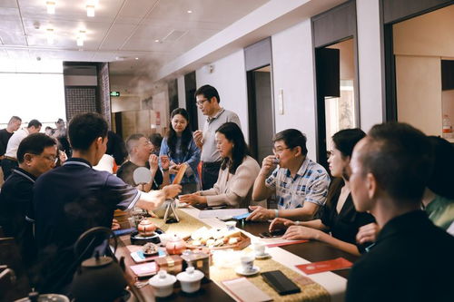 聚茶人大咖,品百年老茶 鼎承老茶品鑒會(huì)于寶安茶閱世界成功舉辦